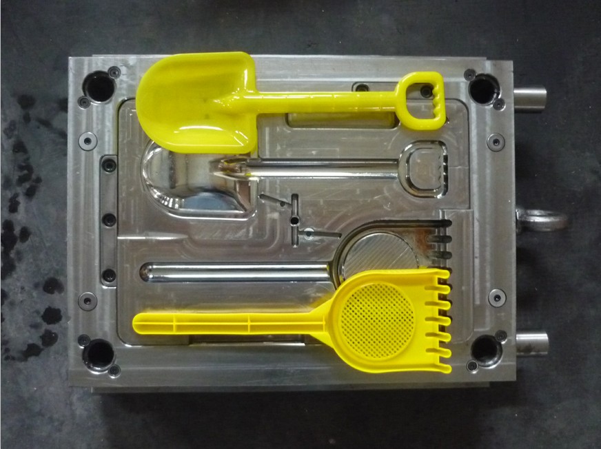 兒童玩具模具設(shè)計(jì)，塑料玩具槍玩具車(chē)模具設(shè)計(jì)加工